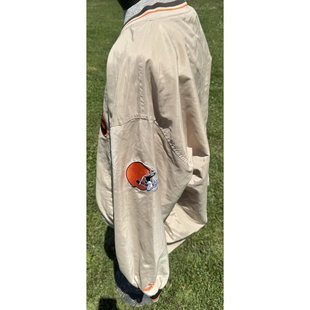 Vintage Cleveland Browns NFL Team XL Pullover Windbreaker Jacket Beige Y2K